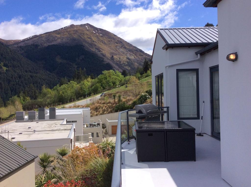 The Queenstown Bothy ภายนอก รูปภาพ