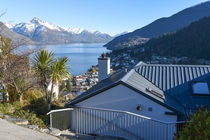 The Queenstown Bothy ภายนอก รูปภาพ