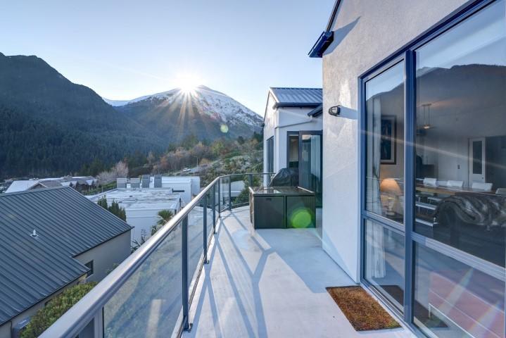 The Queenstown Bothy ภายนอก รูปภาพ